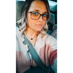 Meet your Posher, Hailey